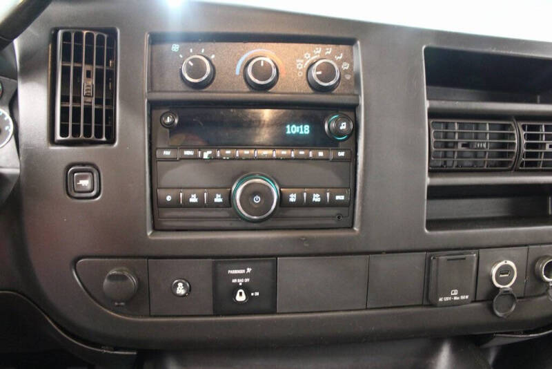 2017 Chevrolet Express 2500