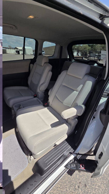 2010 Mazda MAZDA5 Sport