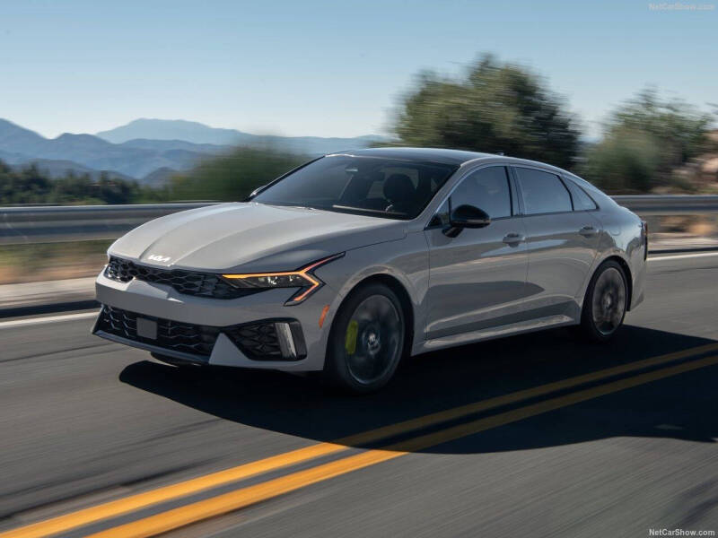 2025 Kia K5 EX