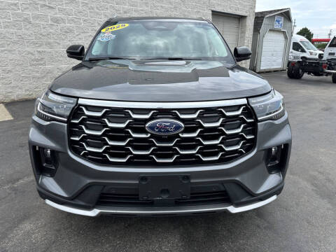 2025 Ford Explorer Platinum
