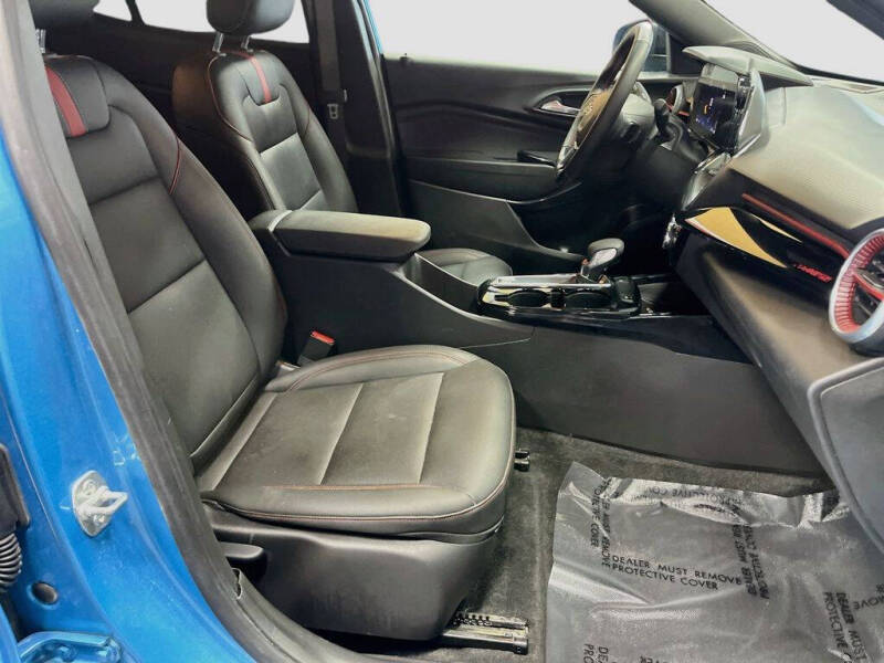 2025 Chevrolet Trax RS