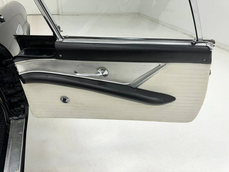 1956 Ford Thunderbird