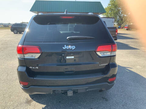 2020 Jeep Grand Cherokee Laredo