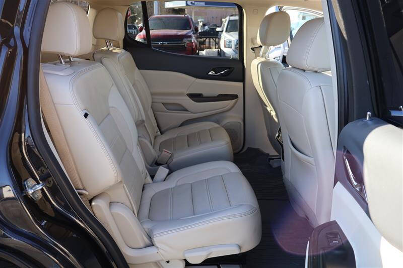 2020 GMC Acadia Denali