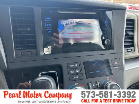 2017 Toyota Sienna L 7-Passenger