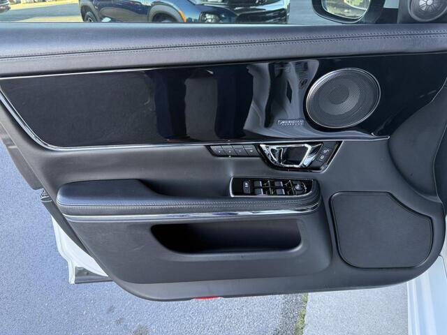 2017 Jaguar XJ R-Sport