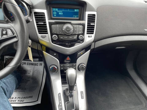 2015 Chevrolet Cruze 1LT Auto