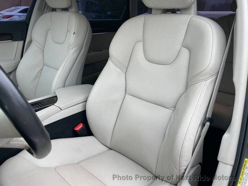 2018 Volvo S90 T5 Momentum