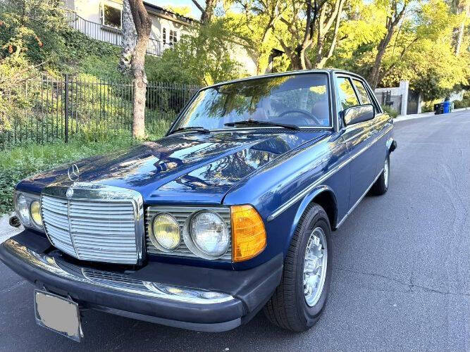 1985 Mercedes-Benz 300-Class