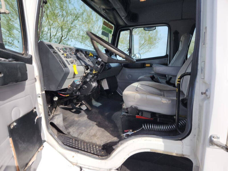 2000 Freightliner FL50