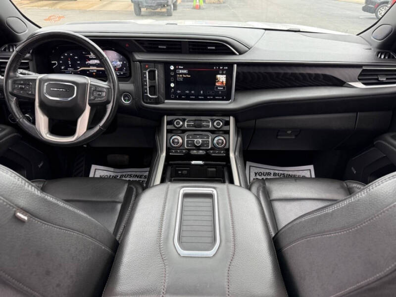 2022 GMC Yukon Denali
