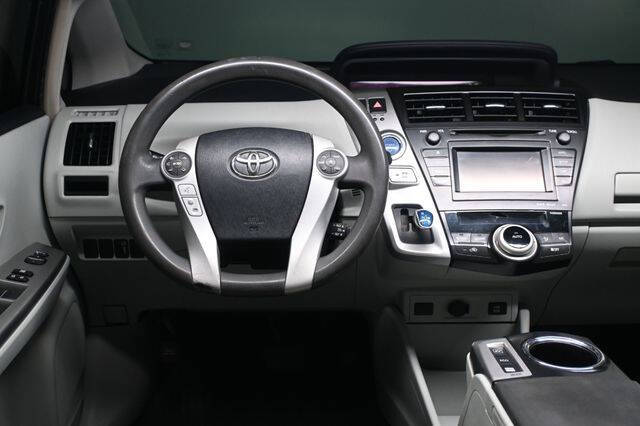 2013 Toyota Prius v Three