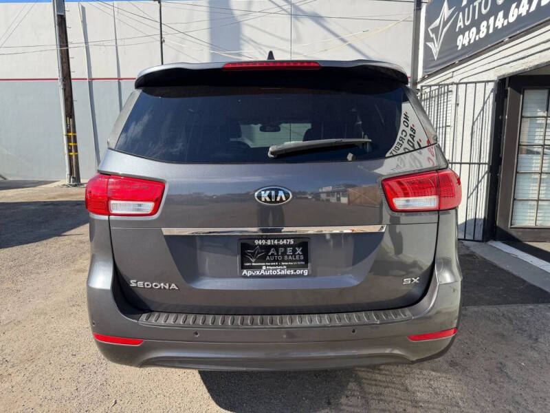 2018 Kia Sedona