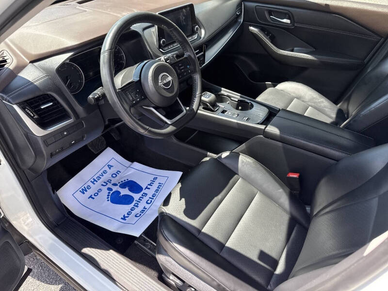 2022 Nissan Rogue SV