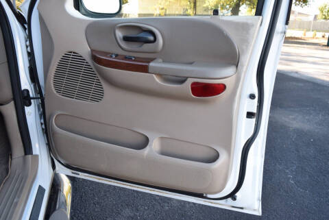 2003 Ford F-150 Lariat