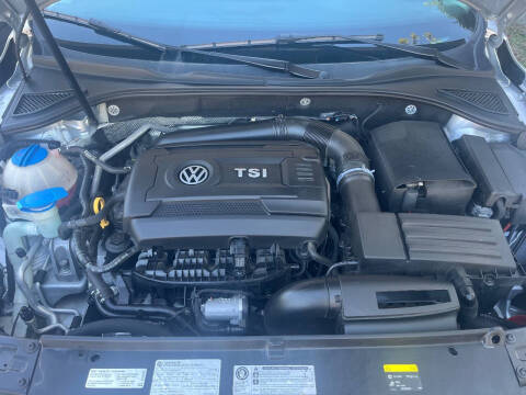 2015 Volkswagen Passat 1.8T Limited Edition