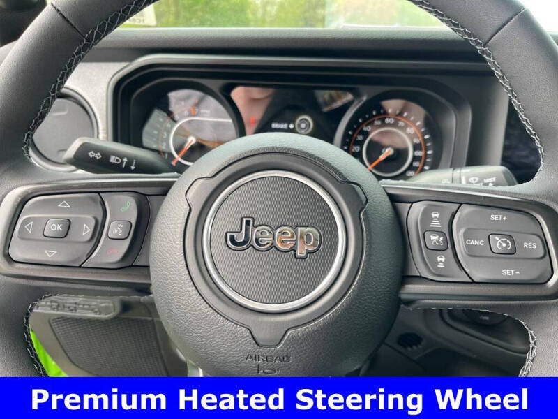 2025 Jeep Gladiator Sport