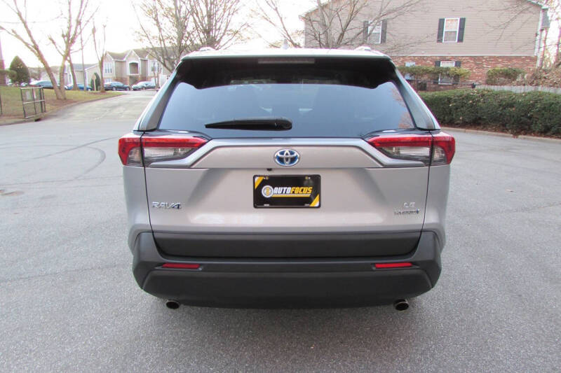 2021 Toyota RAV4 Hybrid LE