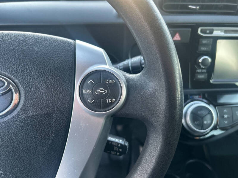 2016 Toyota Prius c Two