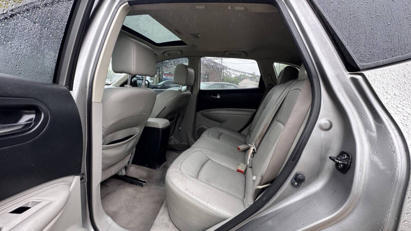 2013 Nissan Rogue SV w/SL Package