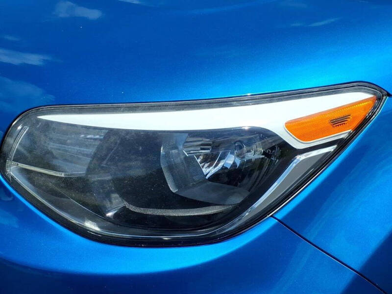 2019 Kia Soul +