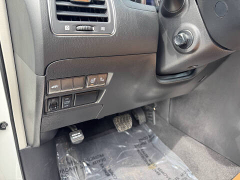 2016 Infiniti QX80