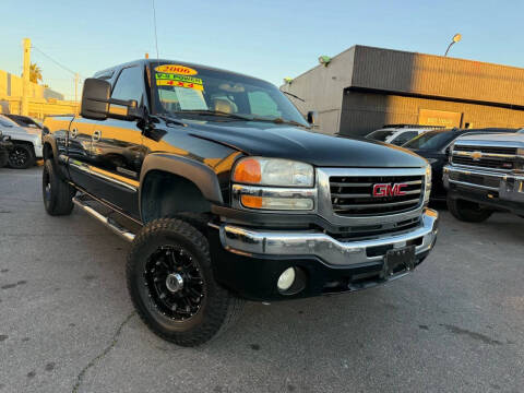 2006 GMC Sierra 2500HD