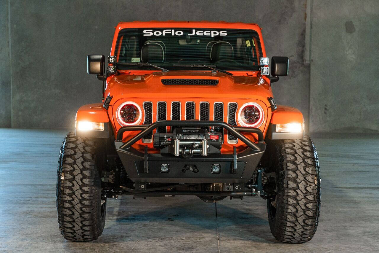 2018 JEEP Wrangler SUV / Crossover - $47,999