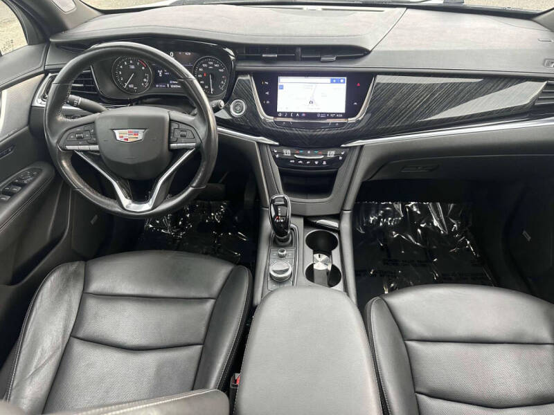 2022 Cadillac XT6 Premium Luxury