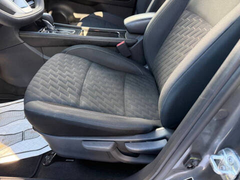 2022 Nissan Kicks SV