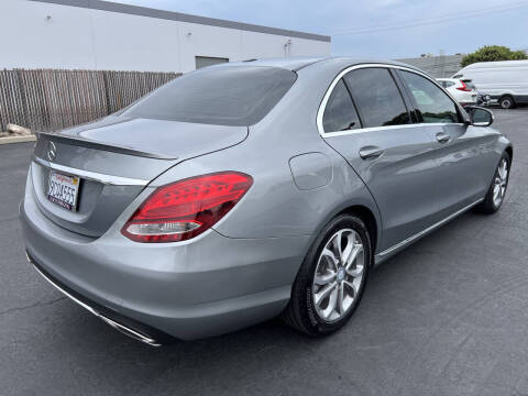 2015 Mercedes-Benz C-Class C 300