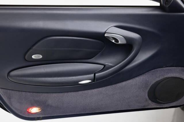 2000 Porsche 911 Carrera