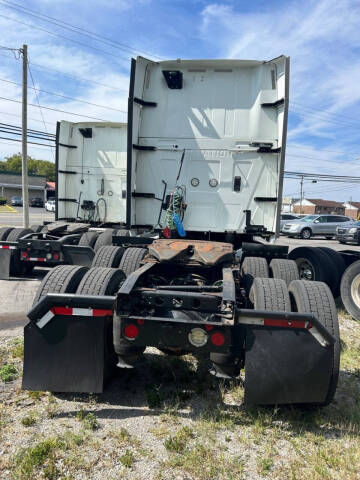 2019 International LT625