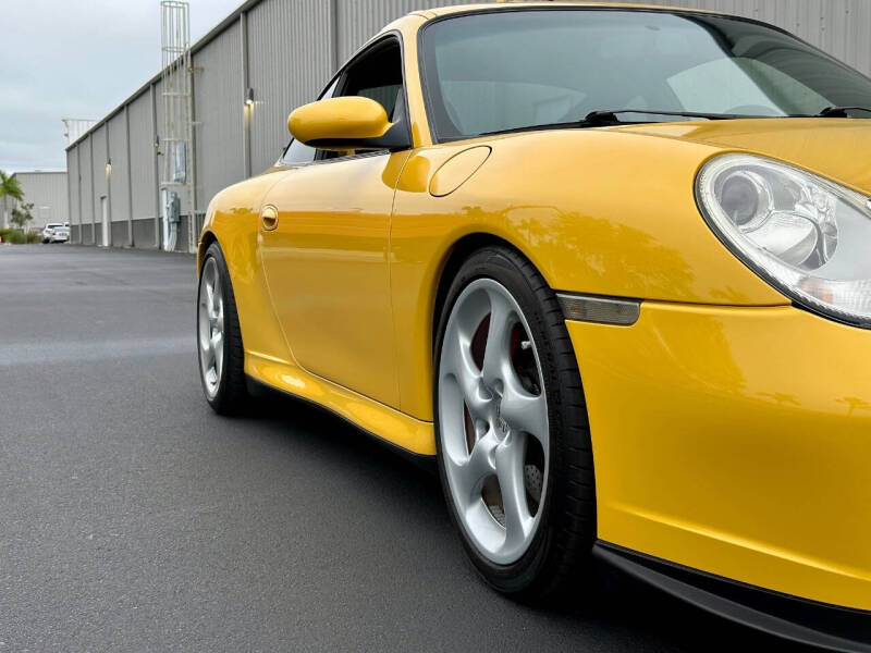 2002 Porsche 911 Carrera 4S