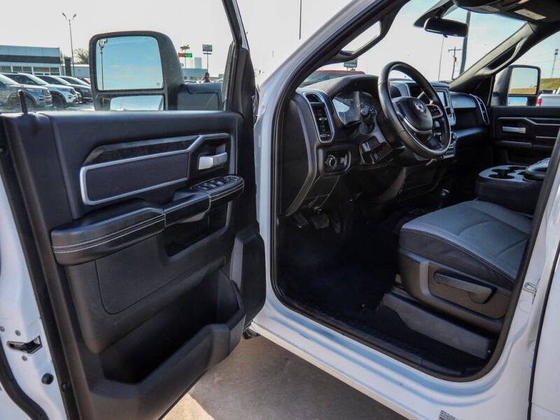 2024 RAM 3500 SLT