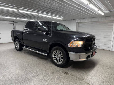2016 RAM 1500 SLT