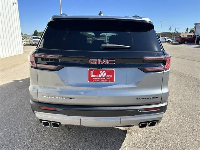 2025 GMC Acadia Elevation