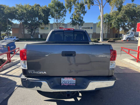 2011 Toyota Tundra Grade