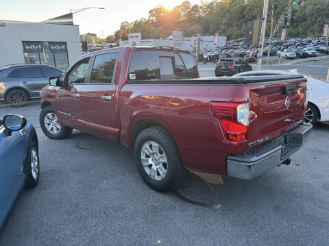 2019 Nissan Titan SV