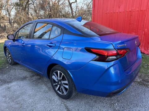 2021 Nissan Versa SV