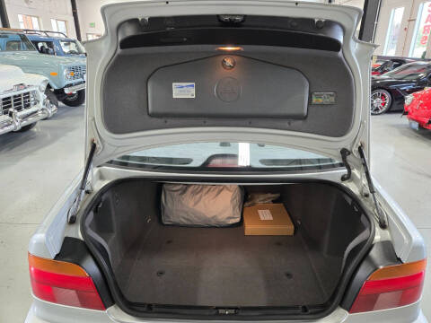 2000 BMW 5 Series 528i