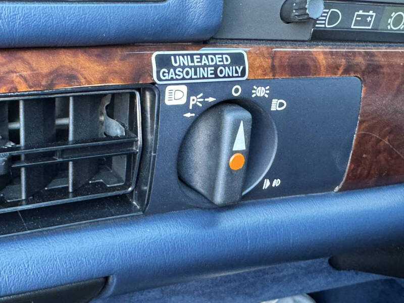 1984 Mercedes-Benz 500-Class 500 SEL