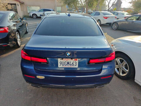 2021 BMW 5 Series 530i