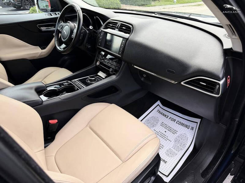 2017 Jaguar F-PACE 35t Premium