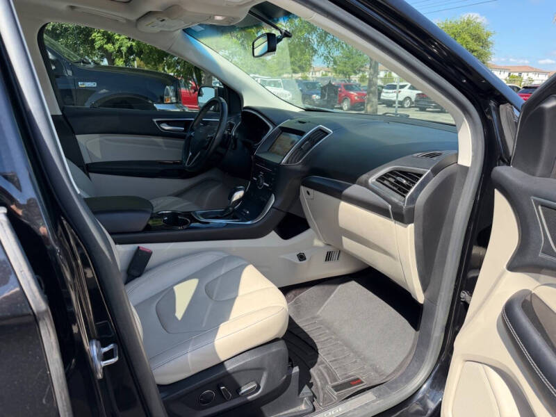 2016 Ford Edge Titanium