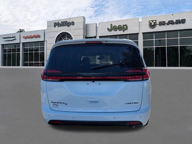 2026 Chrysler Pacifica Limited