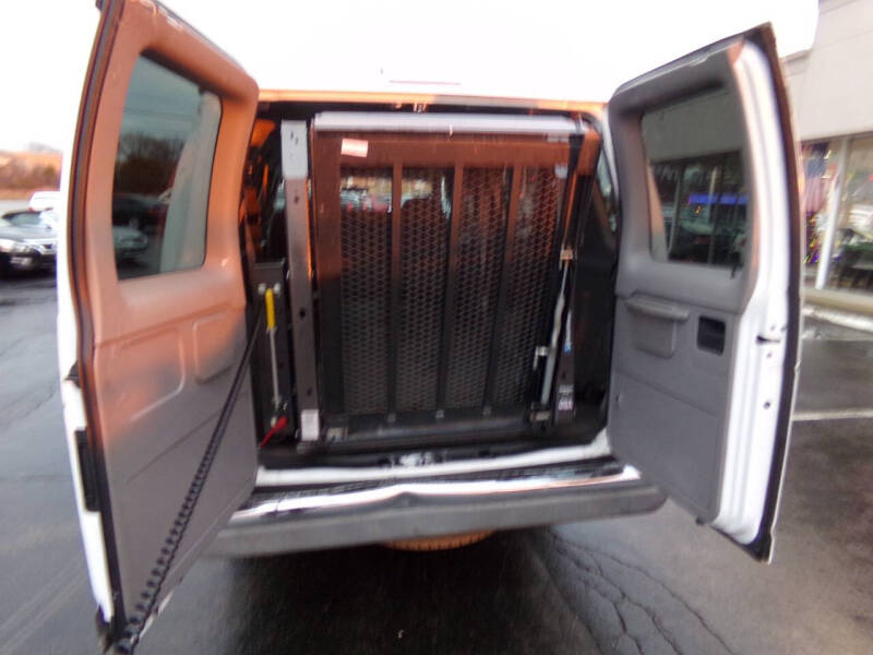 2001 Ford E-Series E-350 SD XL