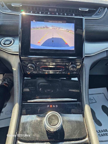 2021 Jeep Grand Cherokee L Laredo