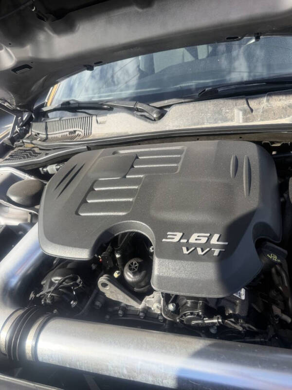 2018 Dodge Challenger SXT Plus