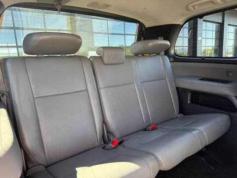2014 Toyota Sequoia Platinum